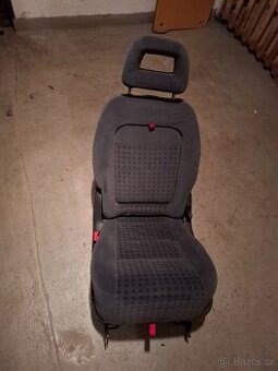 Sedačka do Sharana