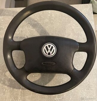 Golf 4 volant - 1