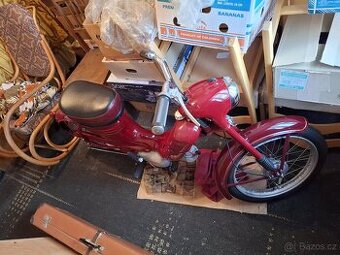 Jawa 550 pařez po renovaci