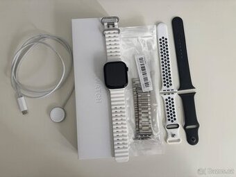 Apple Watch Series 10 46mm Klavírně černý