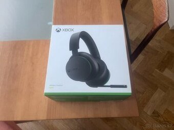 Xbox Wireless Headset – Zbrusu nový