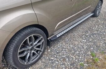 Ford Tourneo Custom, Automat, 8míst, ČR , DPH, L2