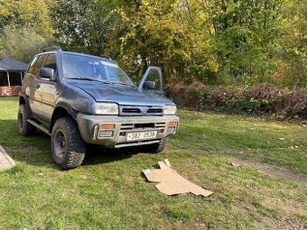 Nissan Terrano