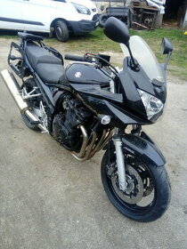 SUZUKI BANDIT 650