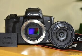 Canon EOS M50