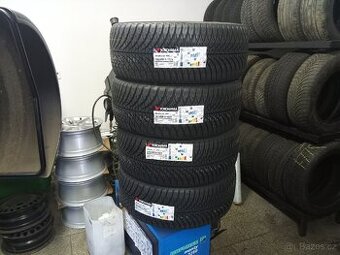 245/45 R19 XL Nové Yokohama celoroční