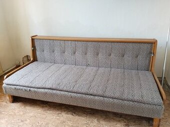 Sedačka stará, retro DARUJI za rozpustné kafe.