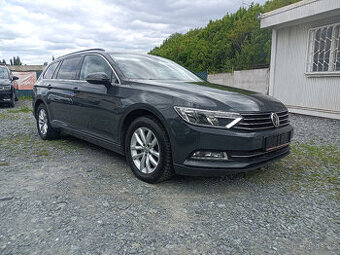Volkswagen Passat, 110kw,APP,NAVI,r.2017,automat