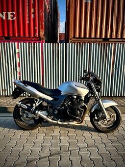 Kawasaki ZR7