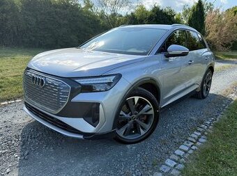 Audi Q4 e-tron 40 S-line – elektro, tažné, 2022, SoH 93%