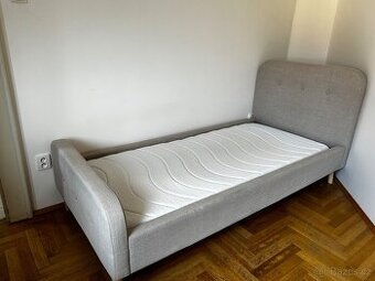 Prodám postel 103 x 216cm.