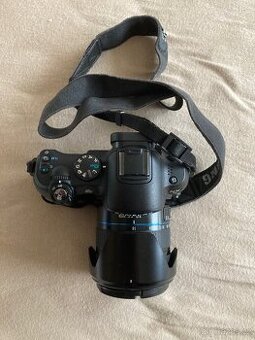 Samsung NX10 + 2x objektiv