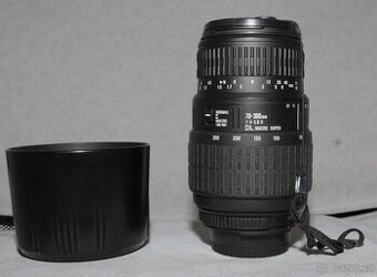 Sigma 70-300mm, f 4-5,6 D makro, pro Nikon FF - 1