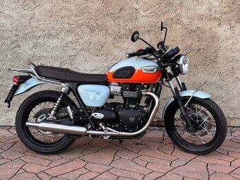 Triumph Bonneville T100 2022, najeto 10450km