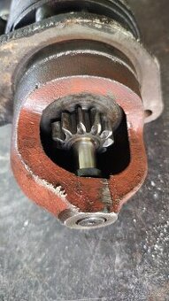 Startér Zetor Crystal