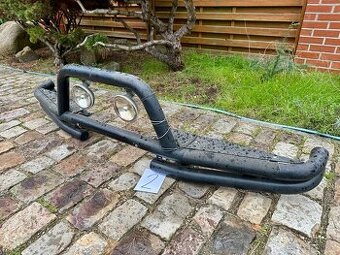 Přední pevnostní nárazník Land Rover Defender