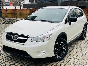 Subaru XV 1.6i 4x4 BENZIN MANUÁL SENZORY TAŽNÉ