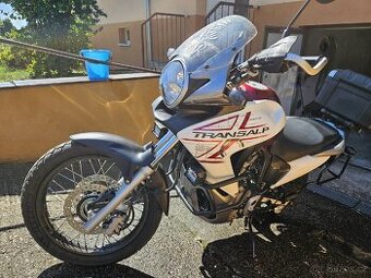Honda transalp xl700va