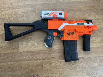 Nerf Stryfe + příslušenství Worker