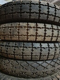 Pneu NOVE 7,25-20 - 1