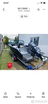 Rybářská loď člun