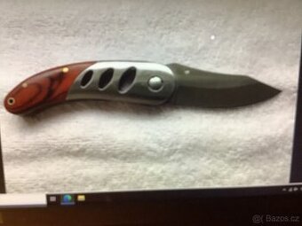 Kapesní zavírací nůž