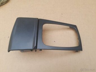 Rámeček řadicí páky Škoda Fabia 1