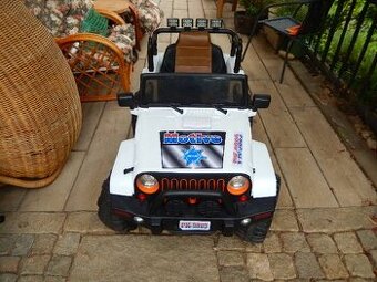 Autíčko elektrické Jeep PK-9009, s dálkovým ovládáním