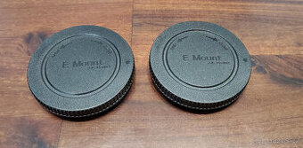Krytka těla fotoaparátu Sony E-mount - 2 kusy / nové