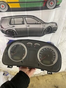 UK NAFTOVÉ BUDÍKY SPORTCHROM GOLF 4 / Bora / Jetta