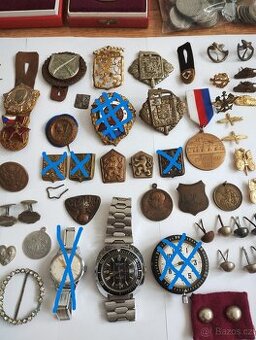 Prodám odznaky z půdy předválečné, válečné a poválečné