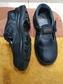 Kožené pracovní boty S1 vel 39 - 1