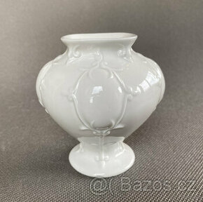 Royal Dux Malá váza s plastickým dekorem - 1
