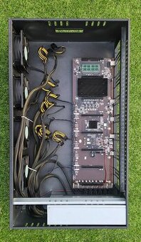 Case pro 8 GPU včetně zdroje, základní desky, pamětí