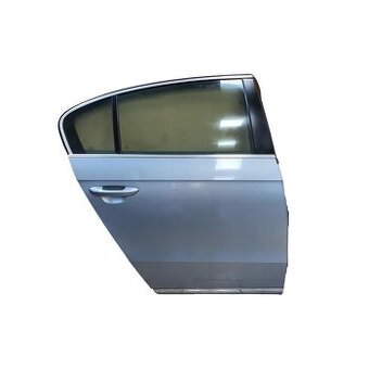 Pravé zadní dveře modrá LB5M VW Passat B7 sedan r.v. 2014 - 1