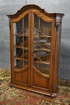 Řezaná vitrína - 1