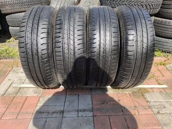 15" SADA PNEU 185 65 15 6MM