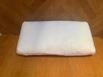 Prodám dva opěrné polštáře Ikea Vallentuna - 1