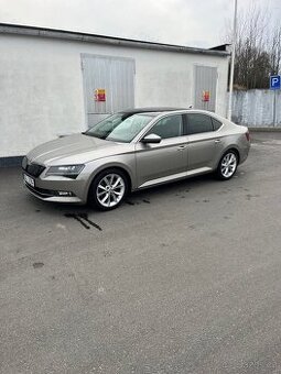 Škoda Superb 1,4 TSi, Style plus