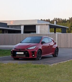 Yaris GR Sport paket, záruka, TOP stav