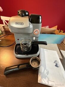 Kavovar DeLonghi - 1