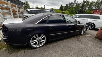Audi A8 - 1
