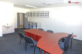 Pronájem komerčního prostoru / kanceláře 34 m2, Benešov