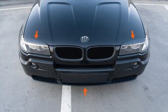 BMW X3 E83 MRAČÍTKA A LIP SPLITTER SPOILER - NOVÉ