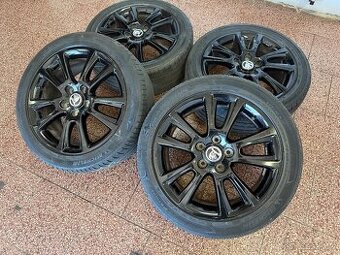 Originální Alu kola 5x112 r17 letní pneu 5mm.