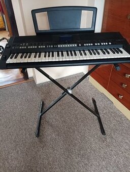 Yamaha PSR-S650 + Roland KC-80