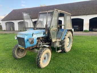 Traktor zetor 6911