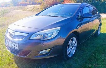 Opel Astra J sport tourer 1.4