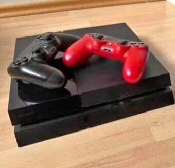 Ps4 Slim +2 joystick+4 hry
