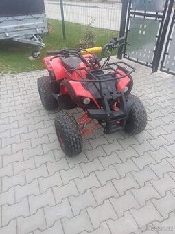 Čtyřkolka 125